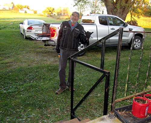 PorchRailing20221010_6695_3½HoursLater_500.jpg