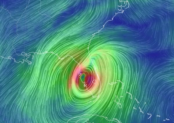 HurricaneMilton_landfall 2024-10-09 2300h.jpg