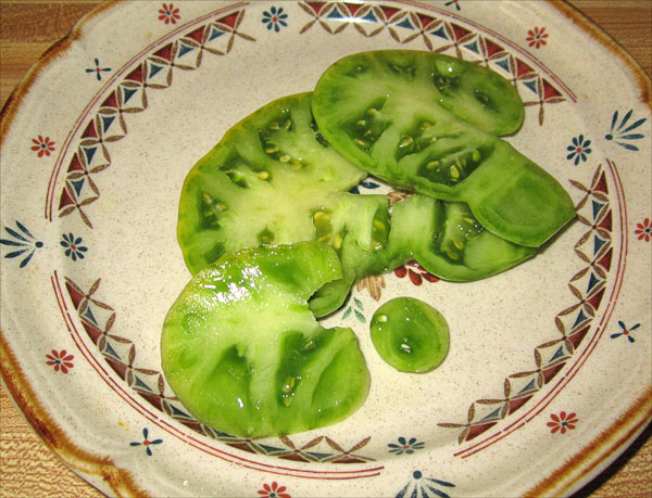 Garden20180907_3892_GermanGreenTomato_sliced_600.jpg