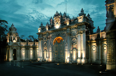 Dolmabahce.jpg